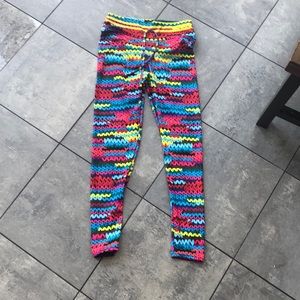 Workout leggings.FITS LIKE A MEDIUM